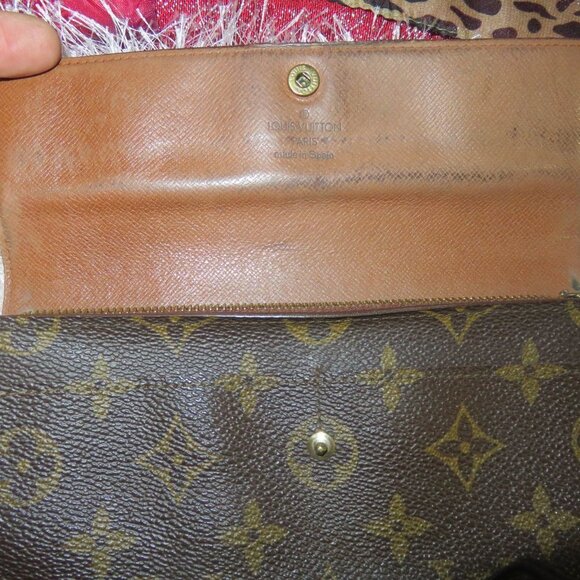 Louis Vuitton Monogram Embossed Coated Canvas Leather Classic Sarah Wallet - Picture 7 of 16